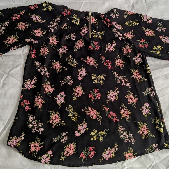Blouse - Picture 3 of 4
